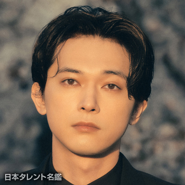 吉沢亮